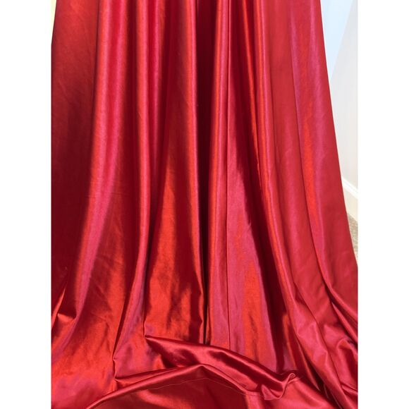 Sherri Hill Red Strapless Mermaid Gown - Picture 8 of 8